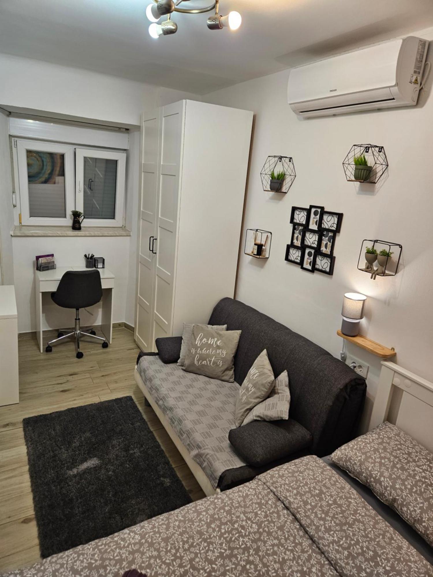Apartment Maja - Strict Center Of Zagreb Exterior photo