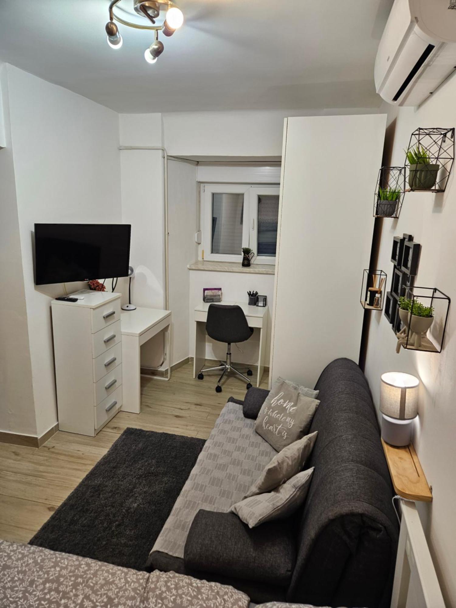 Apartment Maja - Strict Center Of Zagreb Exterior photo